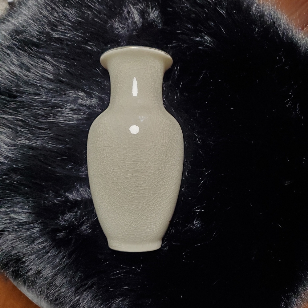 Floral Ceramic Vase with Crackle Glaze - Picture 3 of 10